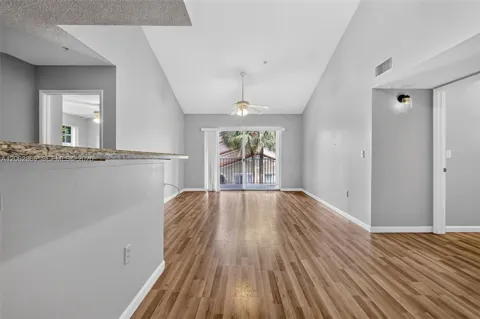 7808 Sonoma Springs Cir #304
