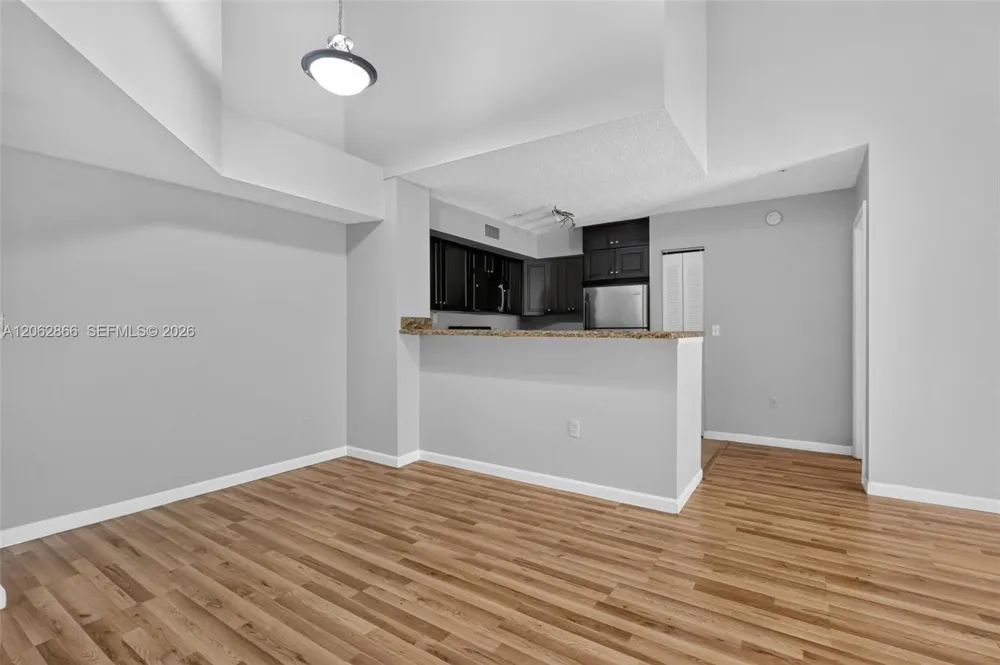 7808 Sonoma Springs Cir #304 Lake Worth, FL 33463
