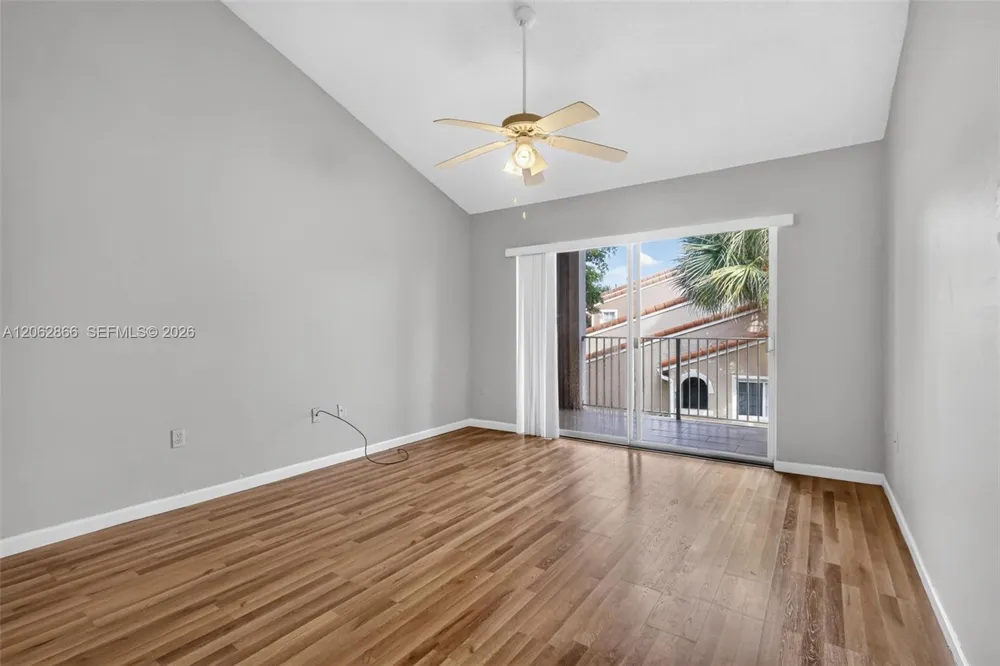 7808 Sonoma Springs Cir #304 Lake Worth, FL 33463