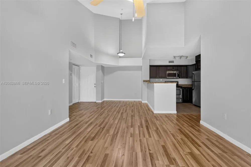 7808 Sonoma Springs Cir #304 Lake Worth, FL 33463