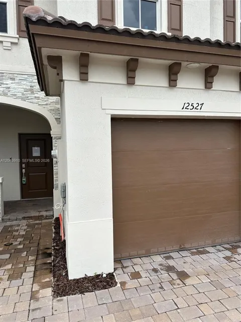 12527 NW 24 AVE #12527