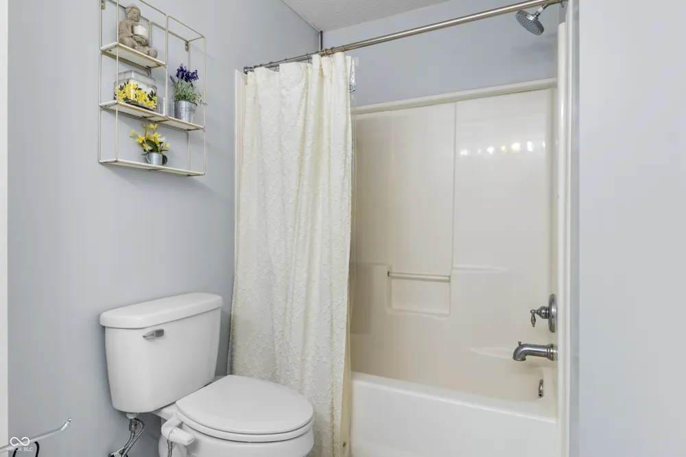3650 Pickwick Circle Plainfield, IN 46168