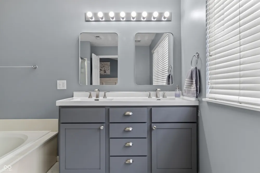 3650 Pickwick Circle Plainfield, IN 46168