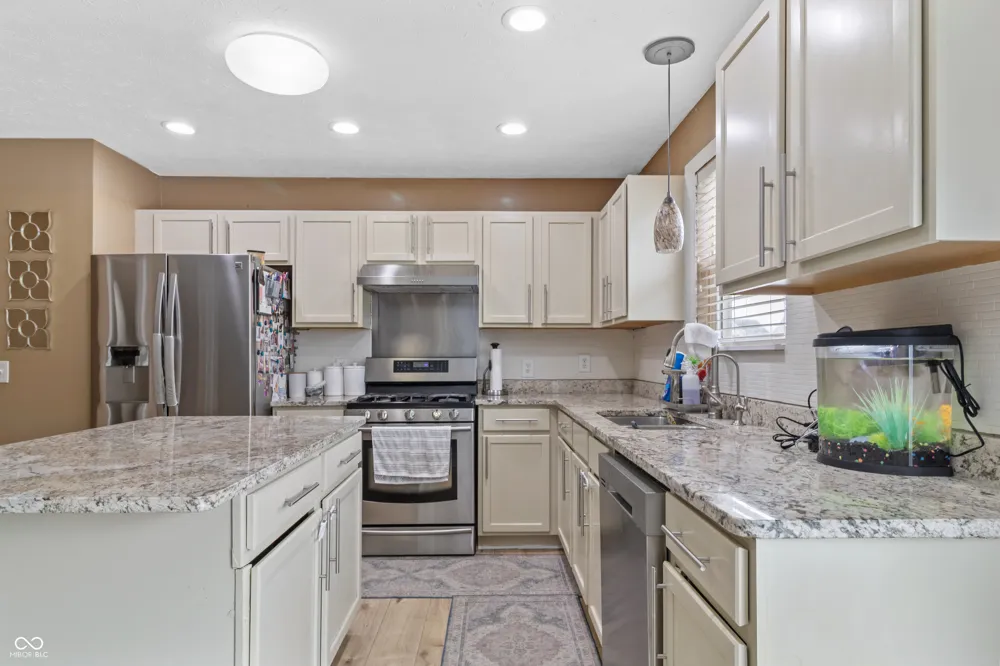 3650 Pickwick Circle Plainfield, IN 46168