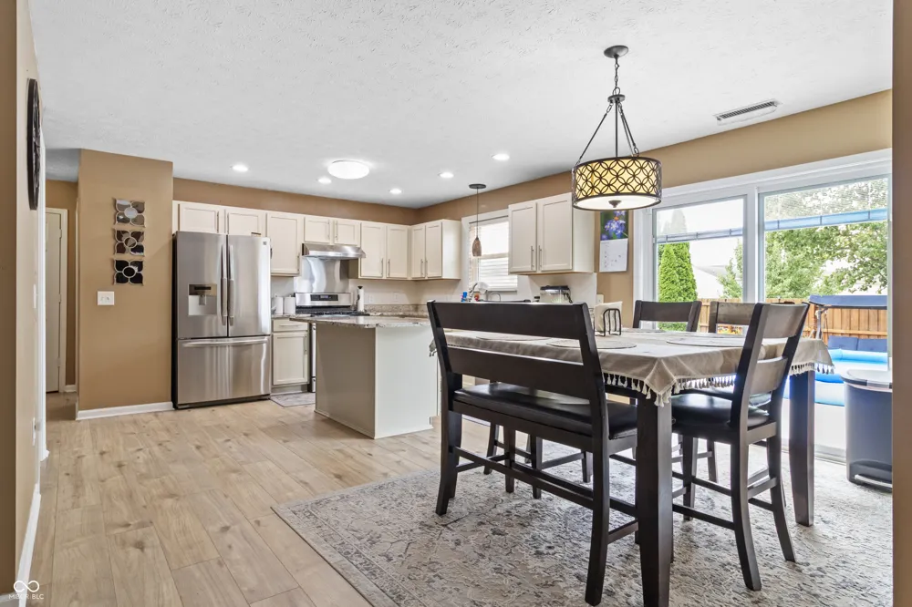 3650 Pickwick Circle Plainfield, IN 46168