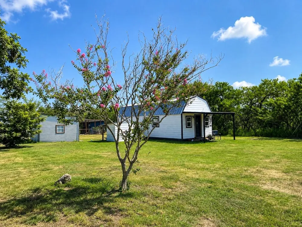 796 Shelly Road Refugio, TX 78377