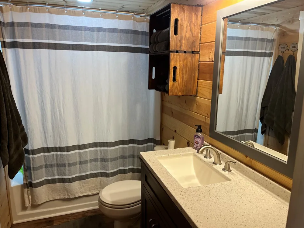 796 Shelly Road Refugio, TX 78377