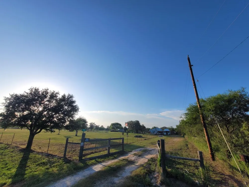 796 Shelly Road Refugio, TX 78377