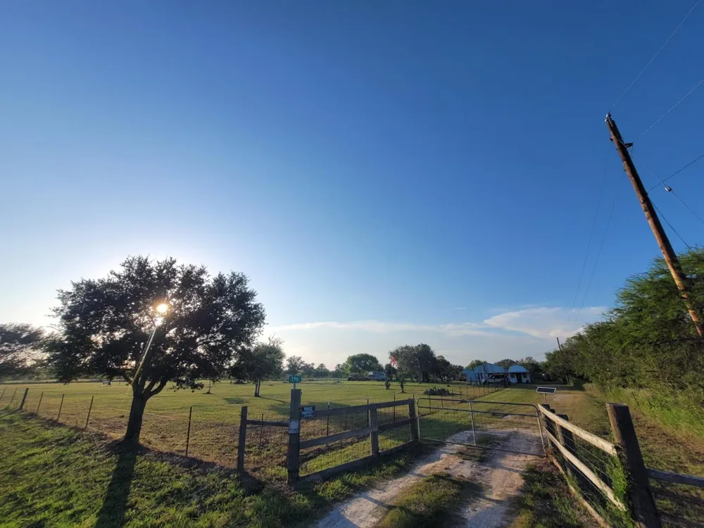 796 Shelly Road Refugio, TX 78377