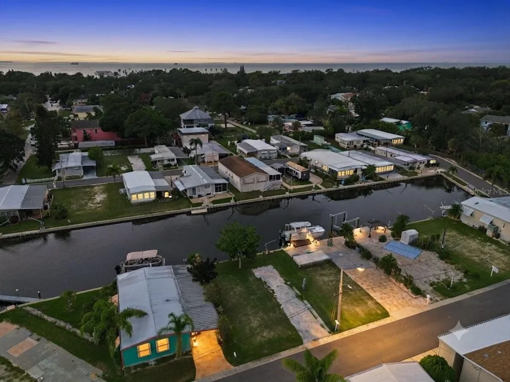 102 SCHOONER DRIVE #102 Palm Harbor, FL 34683