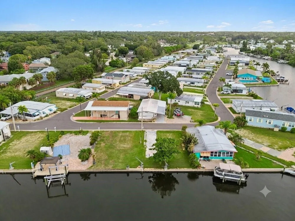 102 SCHOONER DRIVE #102 Palm Harbor, FL 34683