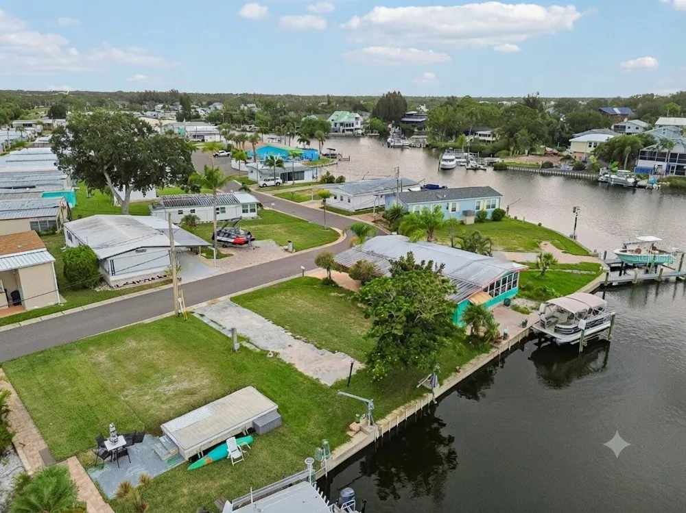 102 SCHOONER DRIVE #102 Palm Harbor, FL 34683