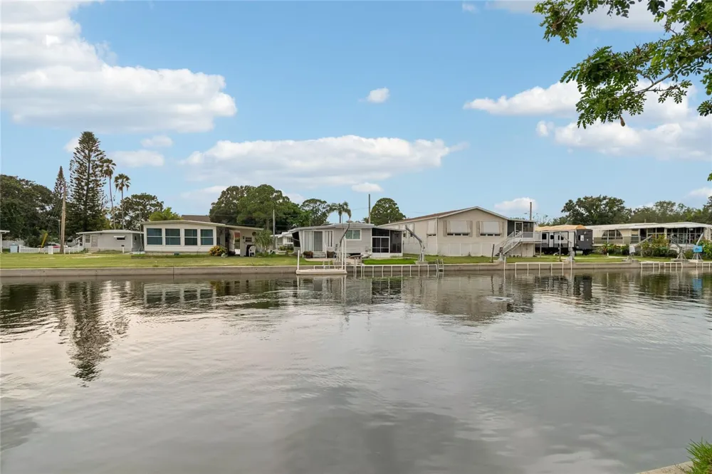 102 SCHOONER DRIVE #102 Palm Harbor, FL 34683