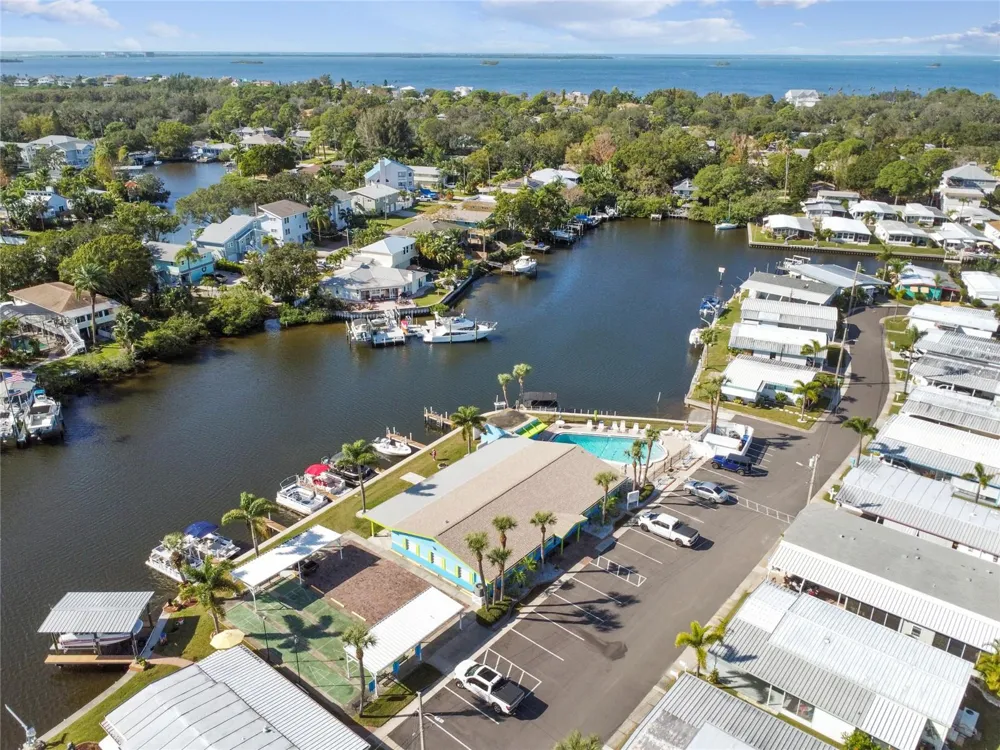102 SCHOONER DRIVE #102 Palm Harbor, FL 34683