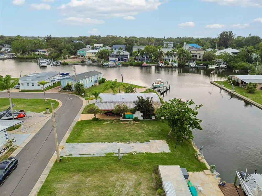 102 SCHOONER DRIVE #102 Palm Harbor, FL 34683