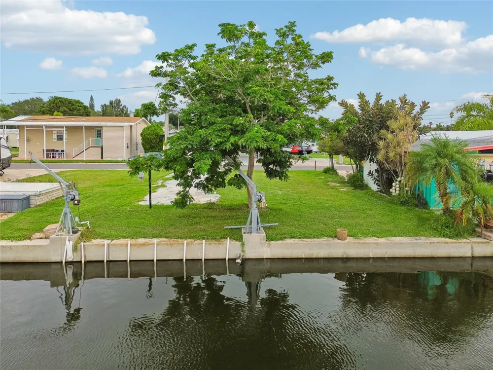 102 SCHOONER DRIVE #102 Palm Harbor, FL 34683