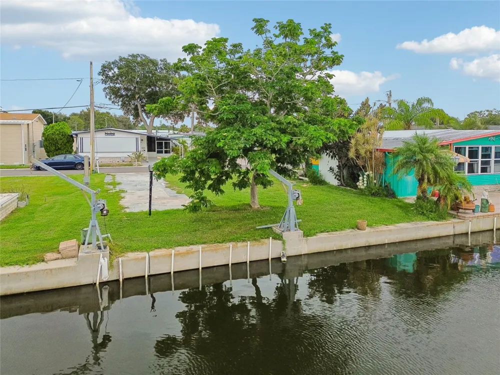 102 SCHOONER DRIVE #102 Palm Harbor, FL 34683