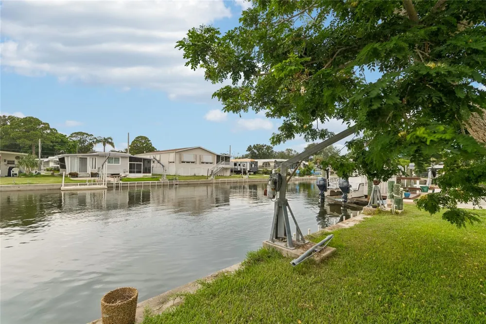 102 SCHOONER DRIVE #102 Palm Harbor, FL 34683