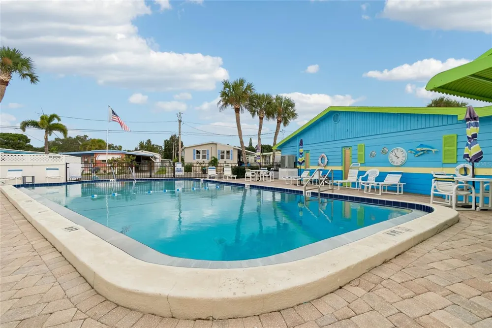 102 SCHOONER DRIVE #102 Palm Harbor, FL 34683