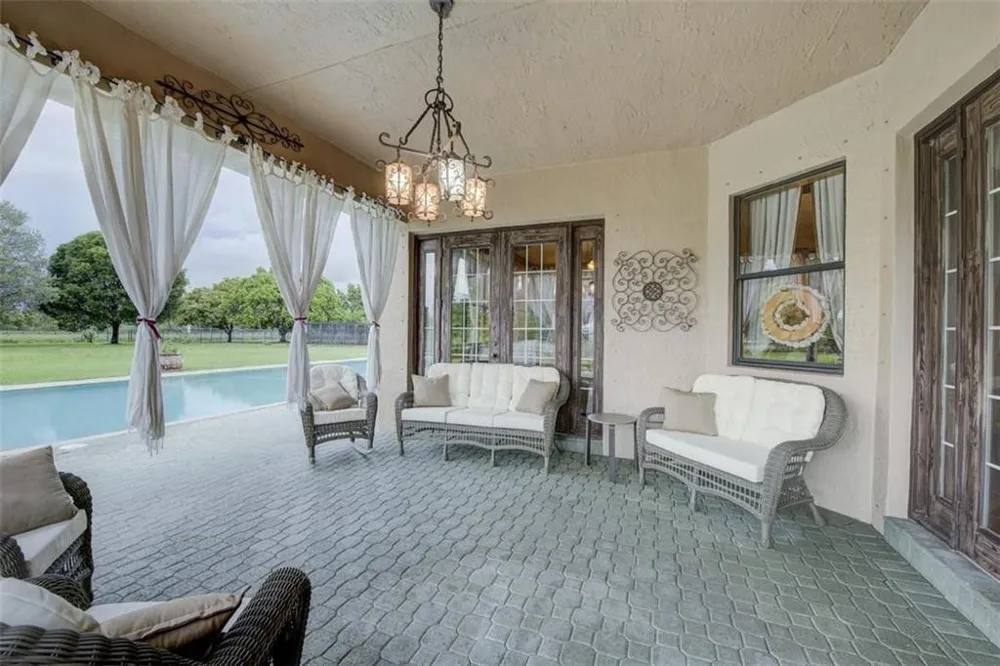 4053 SW 141st Avenue Davie, FL 33330