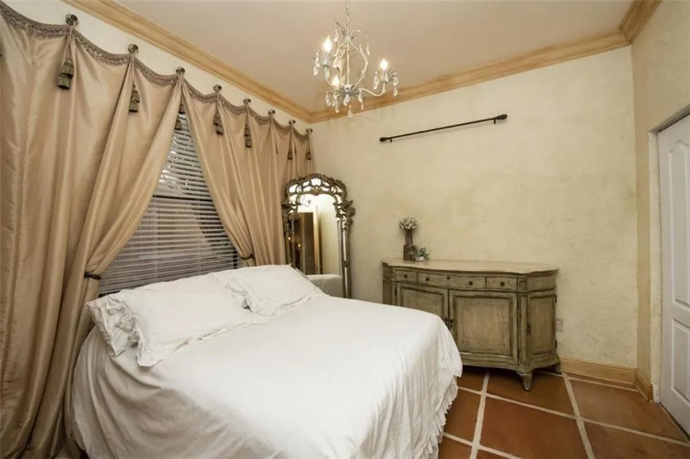 4053 SW 141st Avenue Davie, FL 33330