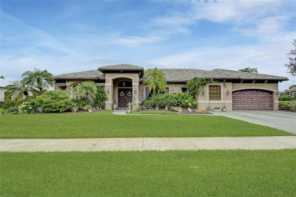 4053 SW 141st Avenue Davie, FL 33330