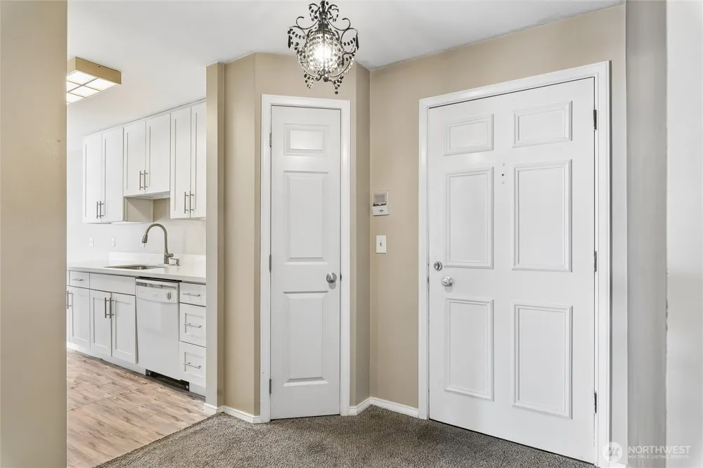 10129 Main St Bellevue, WA 98004