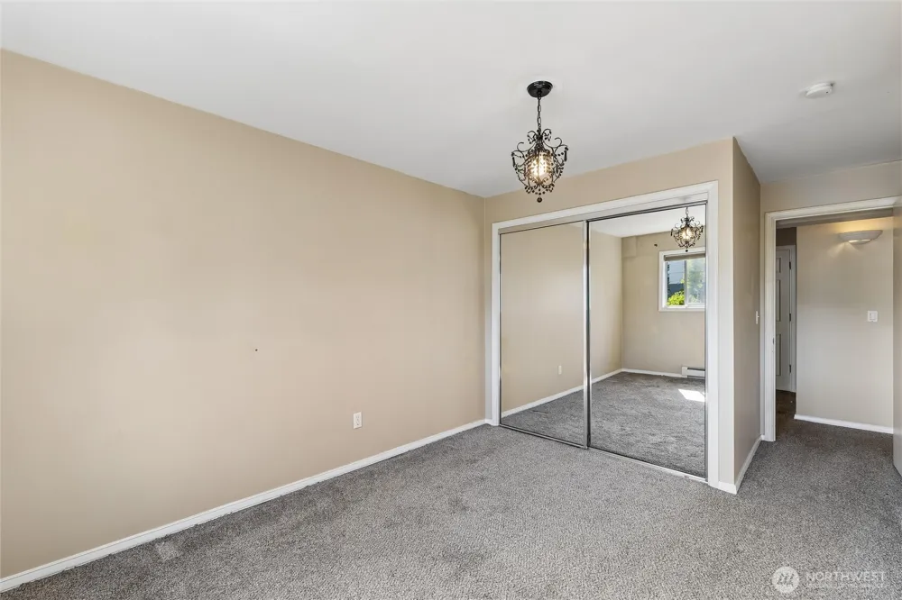 10129 Main St Bellevue, WA 98004