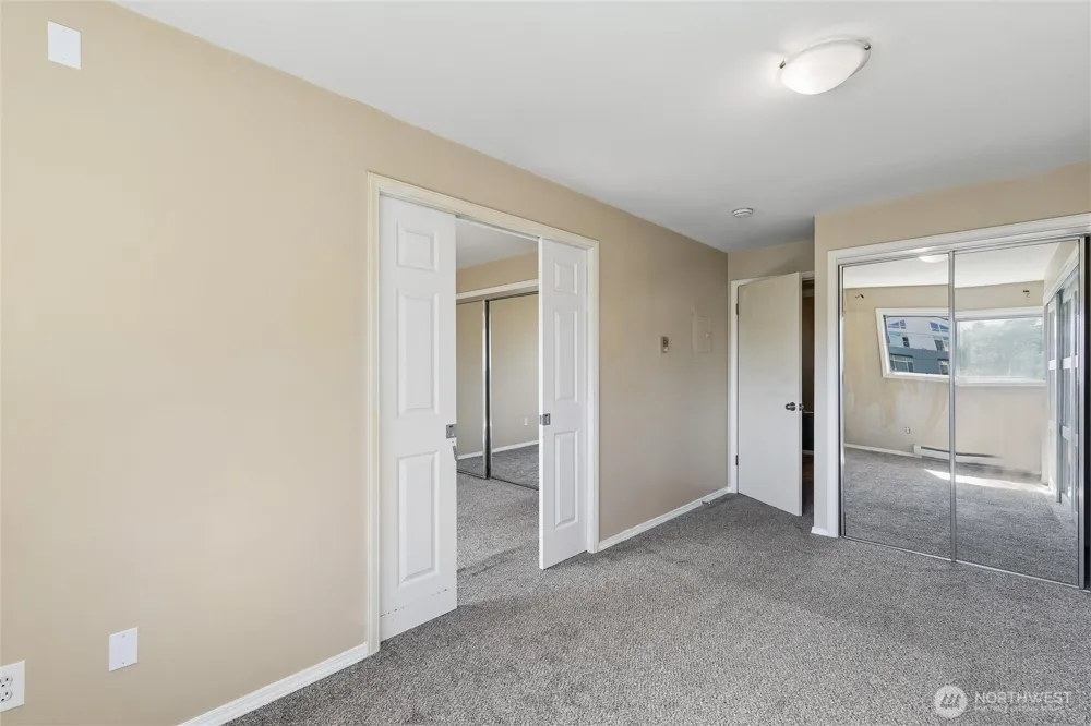 10129 Main St Bellevue, WA 98004