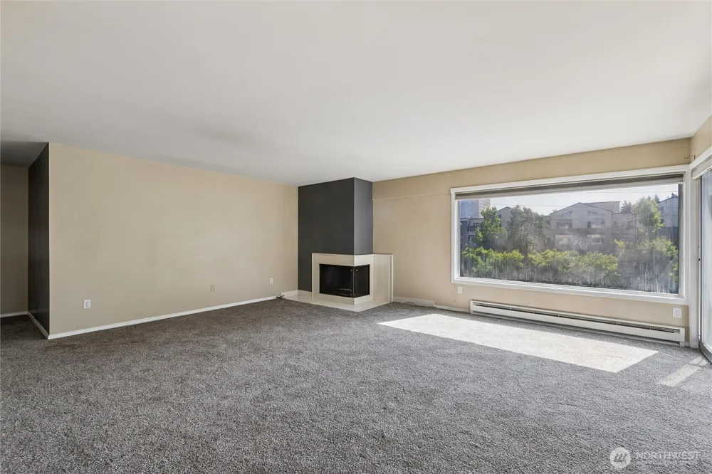 10129 Main St Bellevue, WA 98004