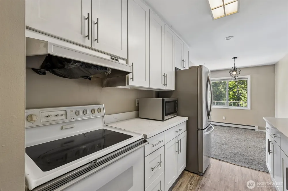 10129 Main St Bellevue, WA 98004