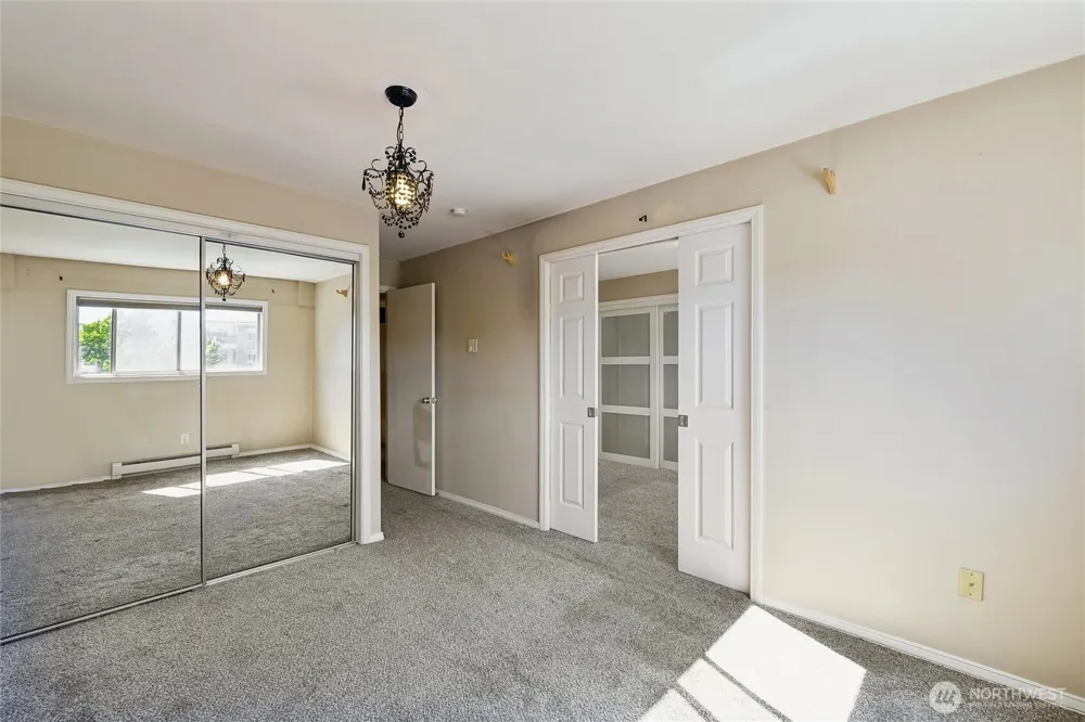 10129 Main St Bellevue, WA 98004