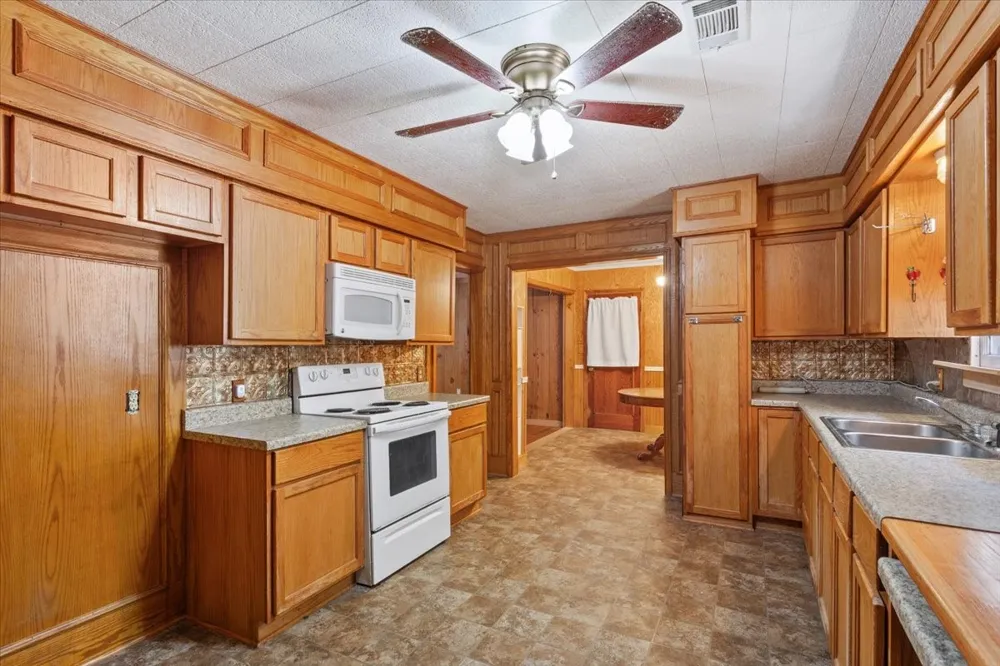 9542 Heritage Parkway West, TX 76691