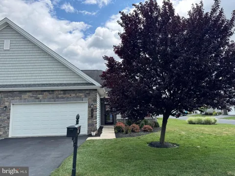 17 SETTLERS DRIVE
