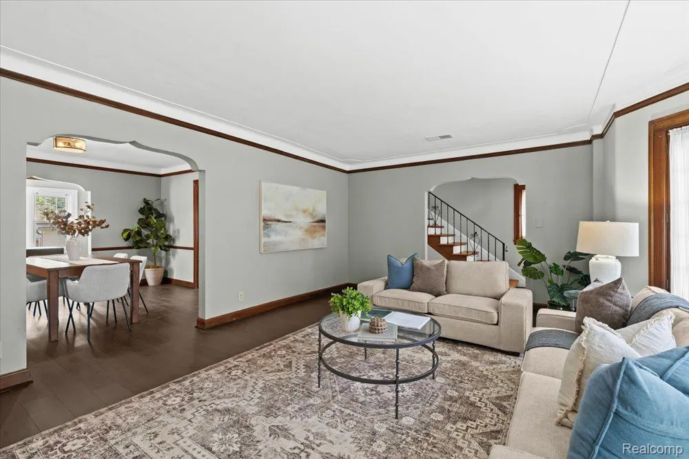 312 MCKINLEY AVENUE Grosse Pointe Farms City, MI 48236