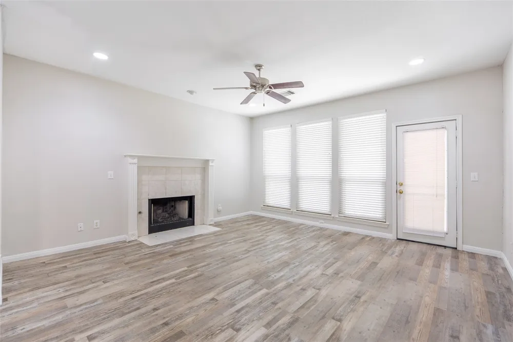 1801 Fern Court Grapevine, TX 76051