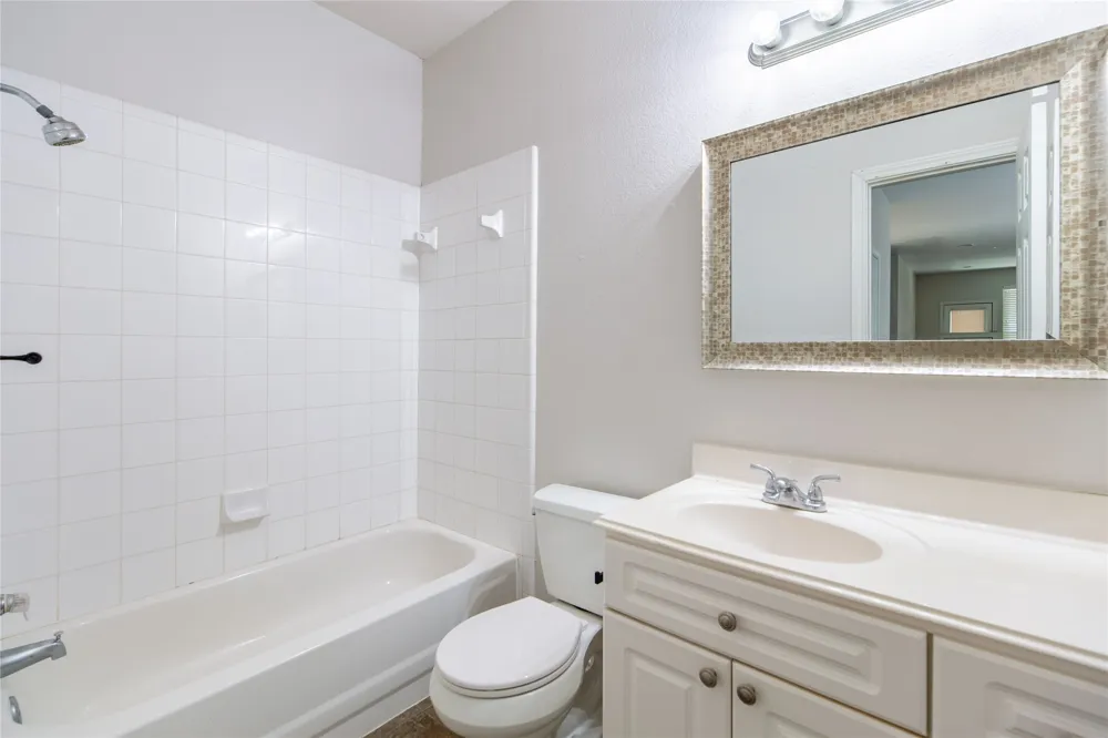 1801 Fern Court Grapevine, TX 76051