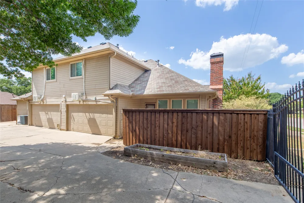 1801 Fern Court Grapevine, TX 76051