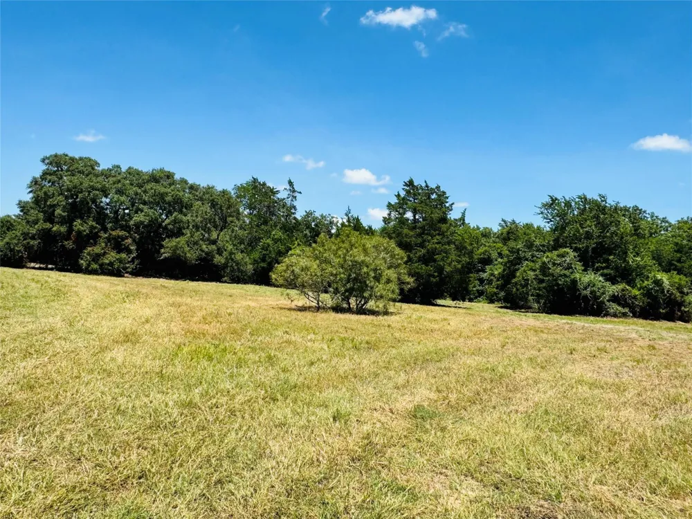 4565 Kubenka Schulenburg, TX 78956