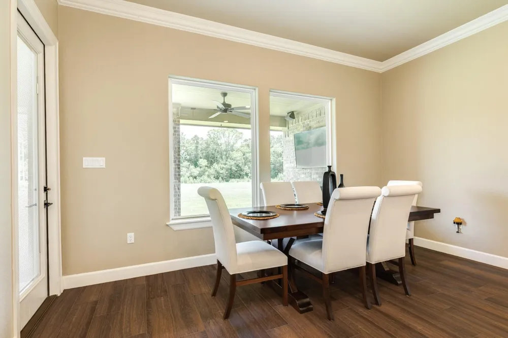 838 Oak Ridge Drive Angleton, TX 77515