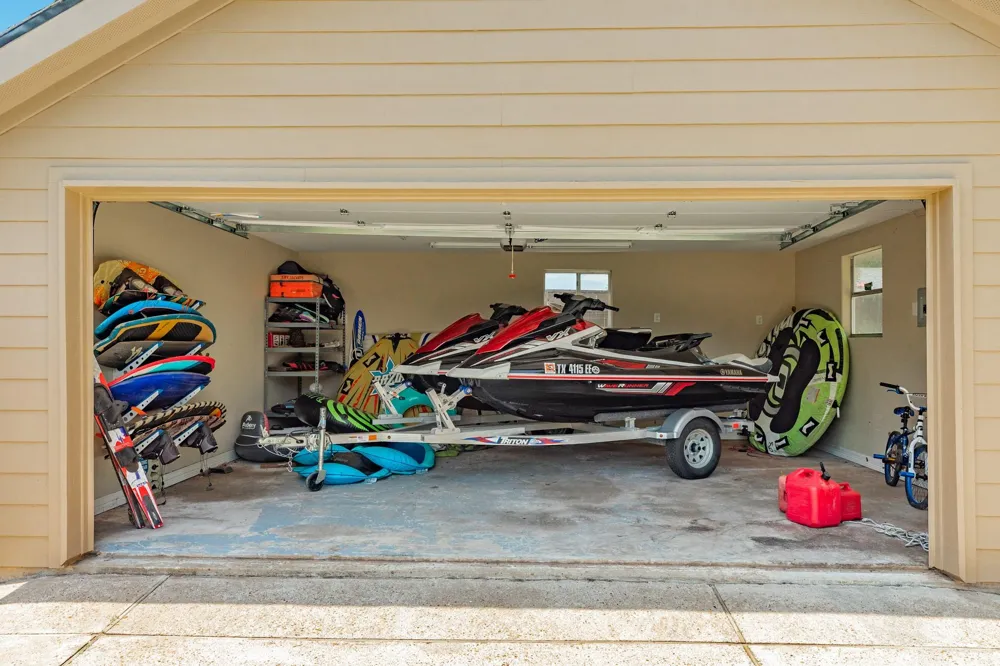 2170 County Road 506 Brazoria, TX 77422