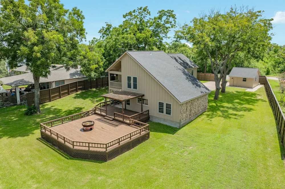 2170 County Road 506 Brazoria, TX 77422