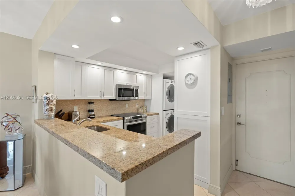 6000 Ocean Blvd #11C Lauderdale By The Sea, FL 33308