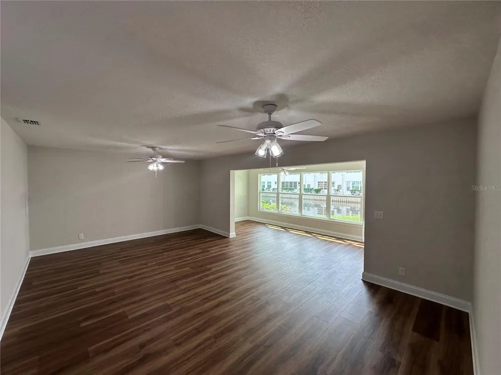 100 EL CAMINO DR #104 Winter Haven, FL 33884