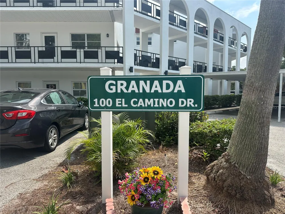 100 EL CAMINO DR #104 Winter Haven, FL 33884