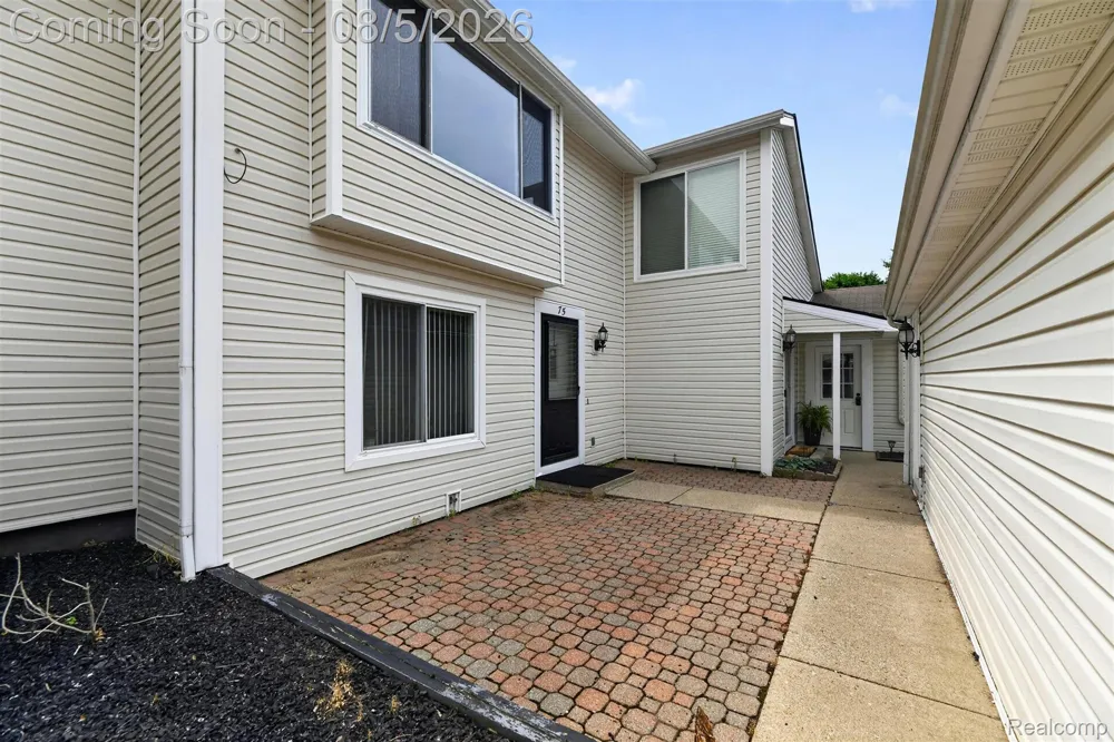 75 Oxford Oaks Drive #75 Oxford Charter Township, MI 48371