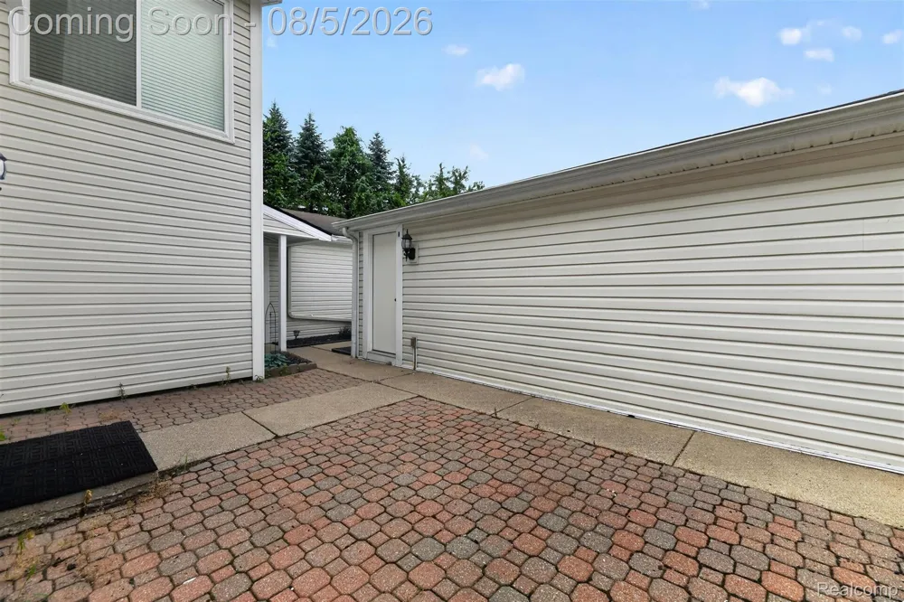 75 Oxford Oaks Drive #75 Oxford Charter Township, MI 48371