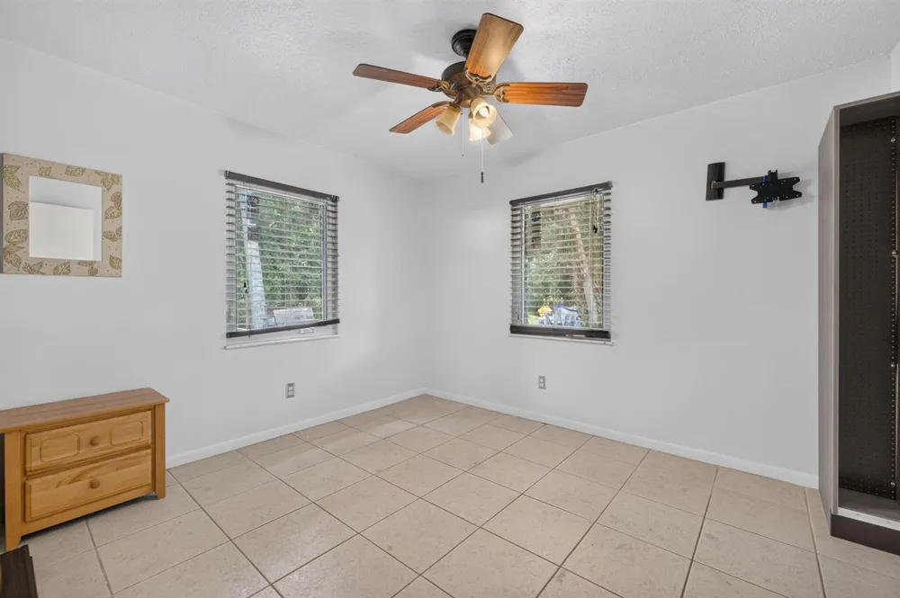 6868 E CENTER STREET Okeechobee, FL 34974