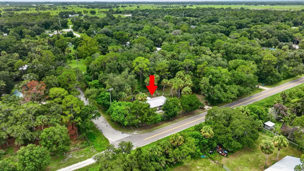 6868 E CENTER STREET Okeechobee, FL 34974