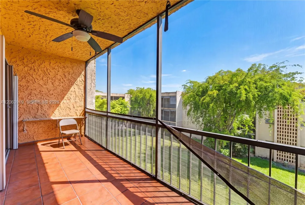 8401 SW 107th Ave #316E Miami, FL 33173